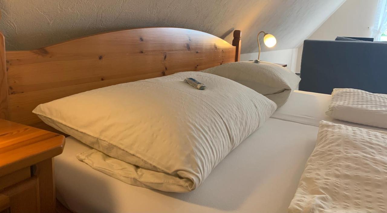 Apartment Hillmer Биспинген Екстериор снимка