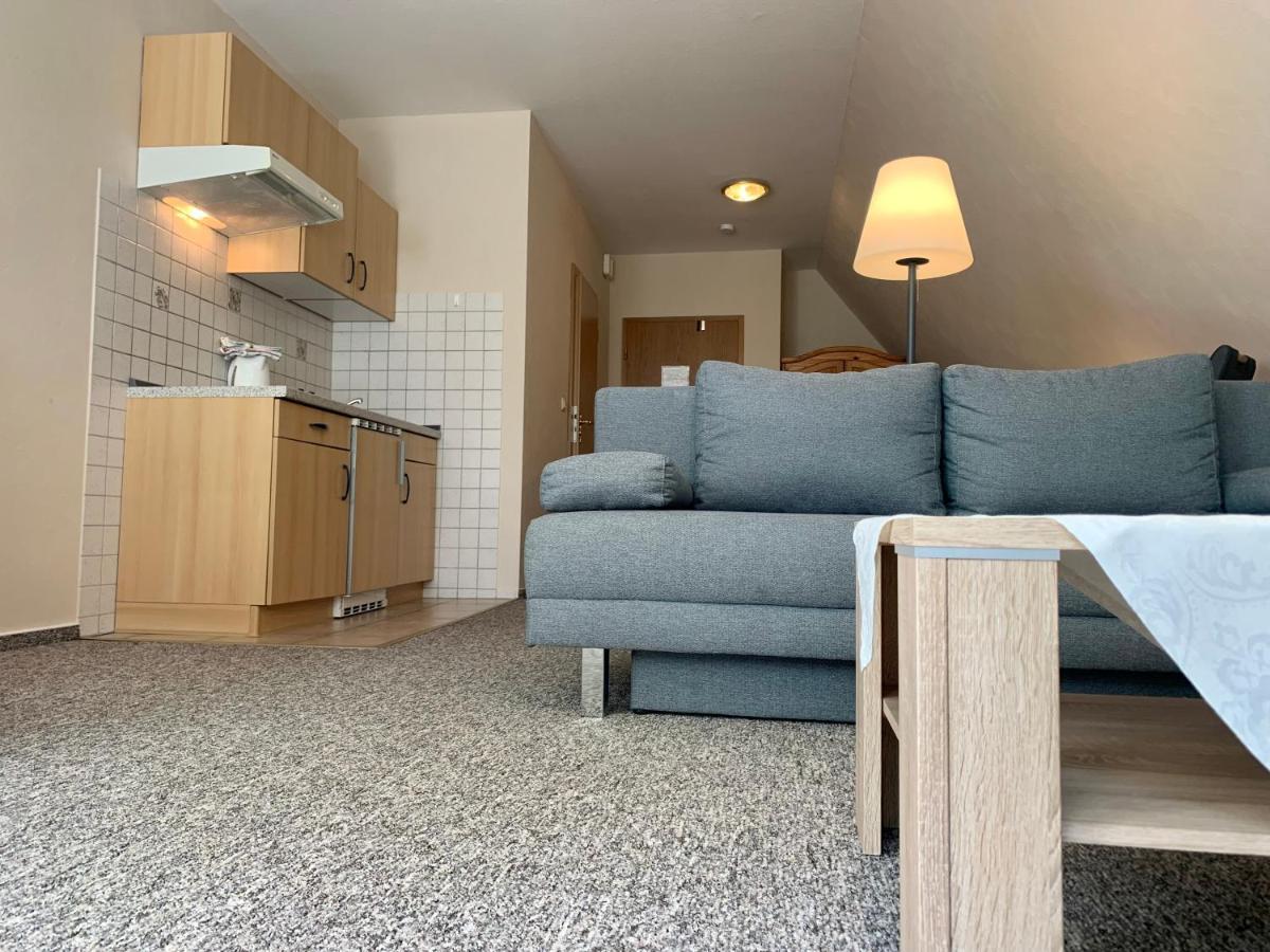 Apartment Hillmer Биспинген Екстериор снимка